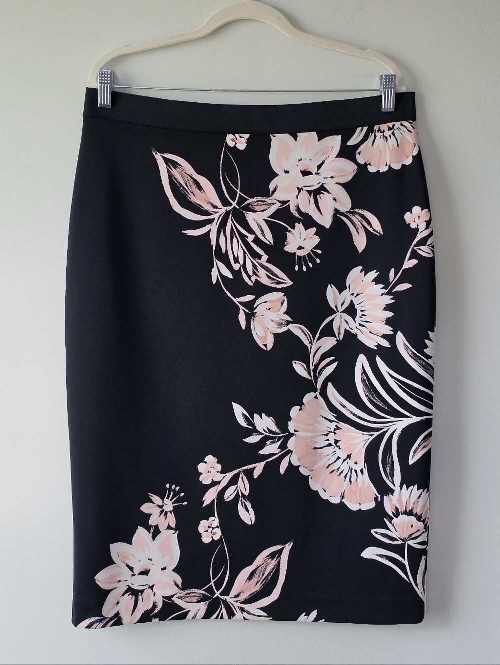 Alfani Black Pencil Skirt with Blush Floral Print